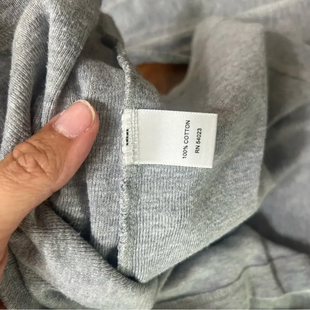 Banana Republic Gray Crewneck 100% Cotton Light Sweater Medium Classic Pullover